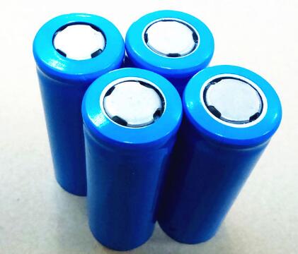 一文看懂磷酸鐵鋰電池和鋰電池區別